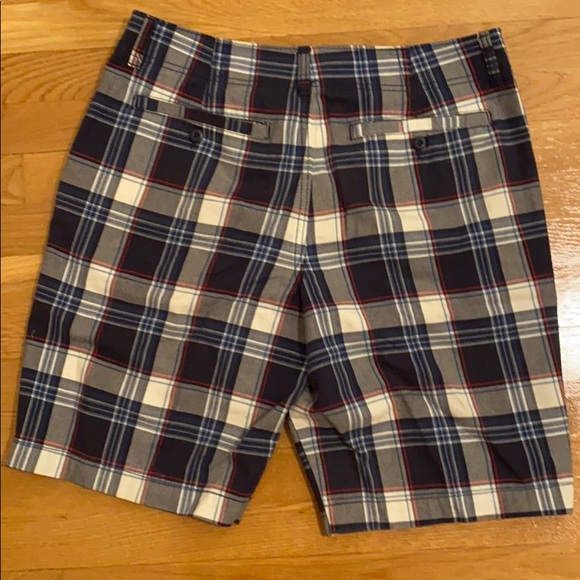 Old Navy Cotton Shorts - Picture 2 of 5